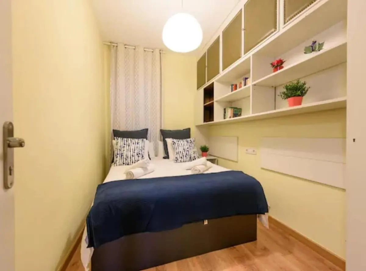 Ramblas Rentals Unique & Spacious Flat 4Br Terrace 20M Ramblas Barcelona Apartmán